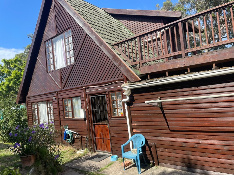 6 Bedroom Property for Sale in West Bank Eastern Cape